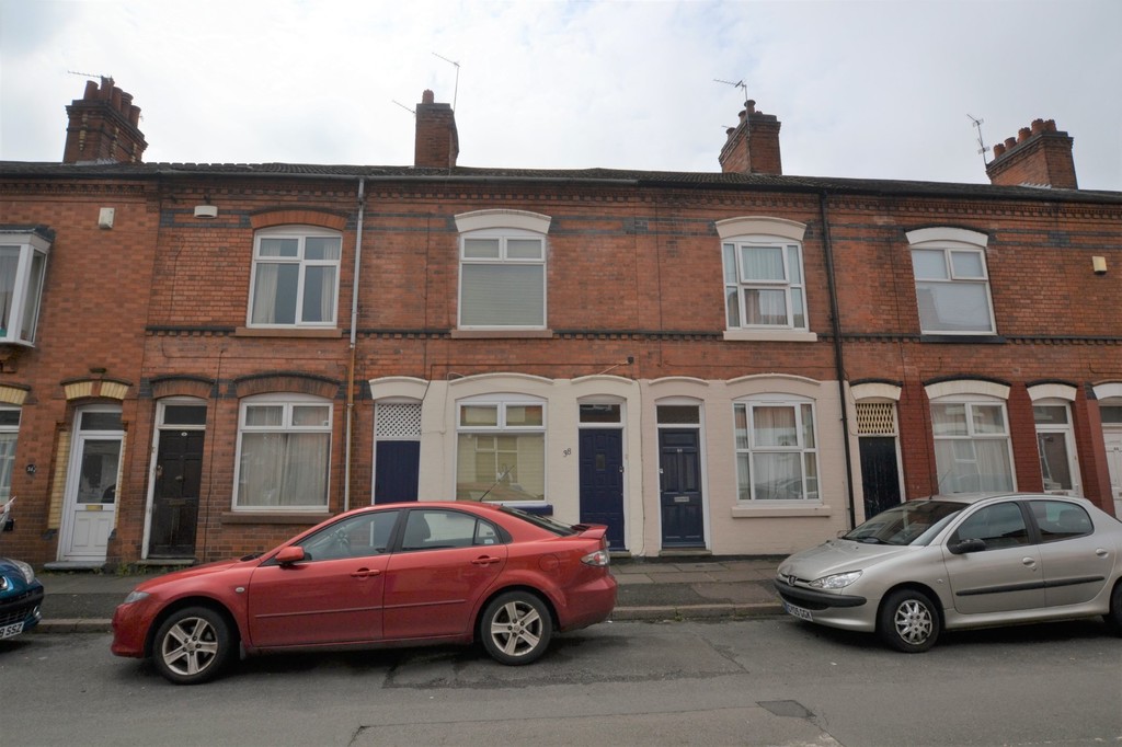 Martin & Co Leicester 2 bedroom Terraced House Let in Paget Road, Leicester