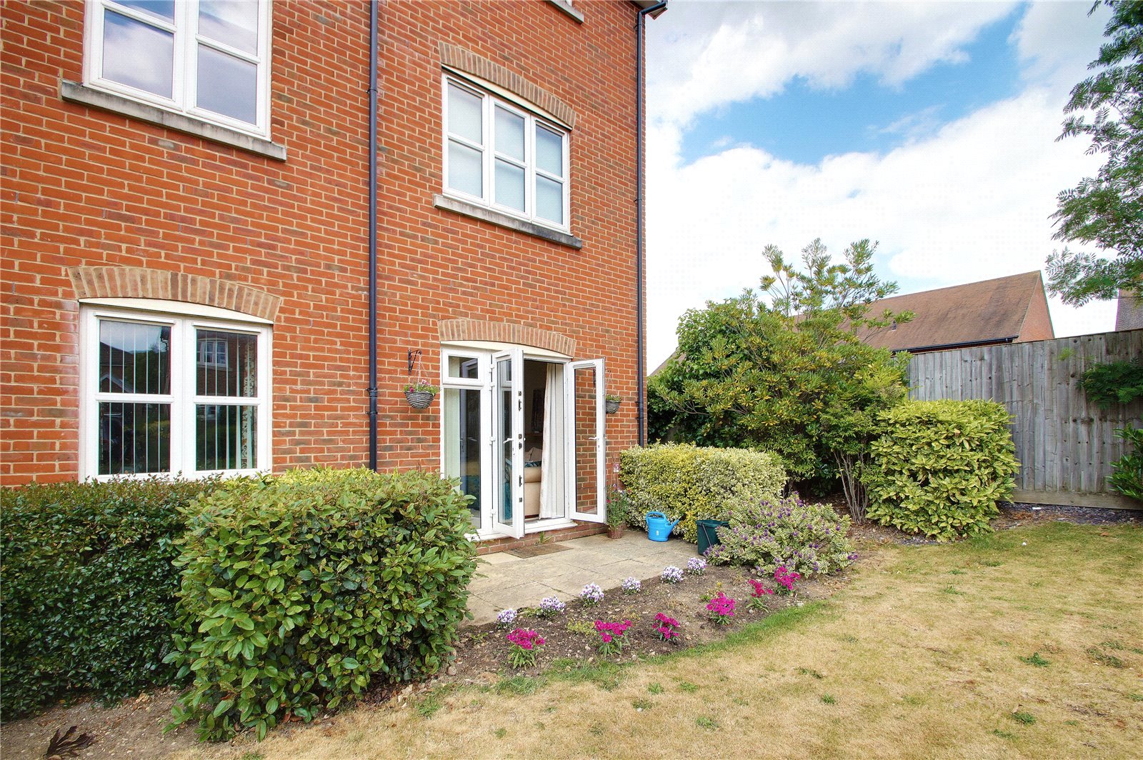 Parkers Chinnor 2 bedroom Flat SSTC in Old Sawmill Place, Chinnor, Oxfordshire