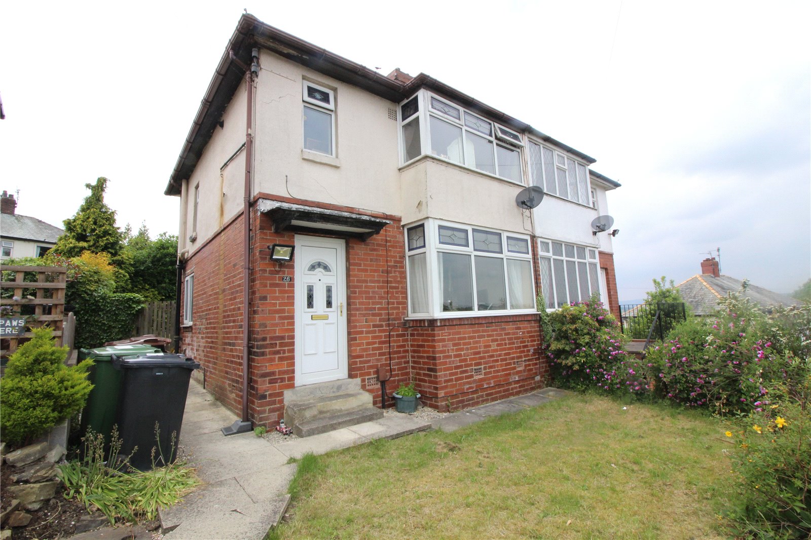 Whitegates Bramley 3 bedroom House For Sale in Whitecote Rise, Leeds