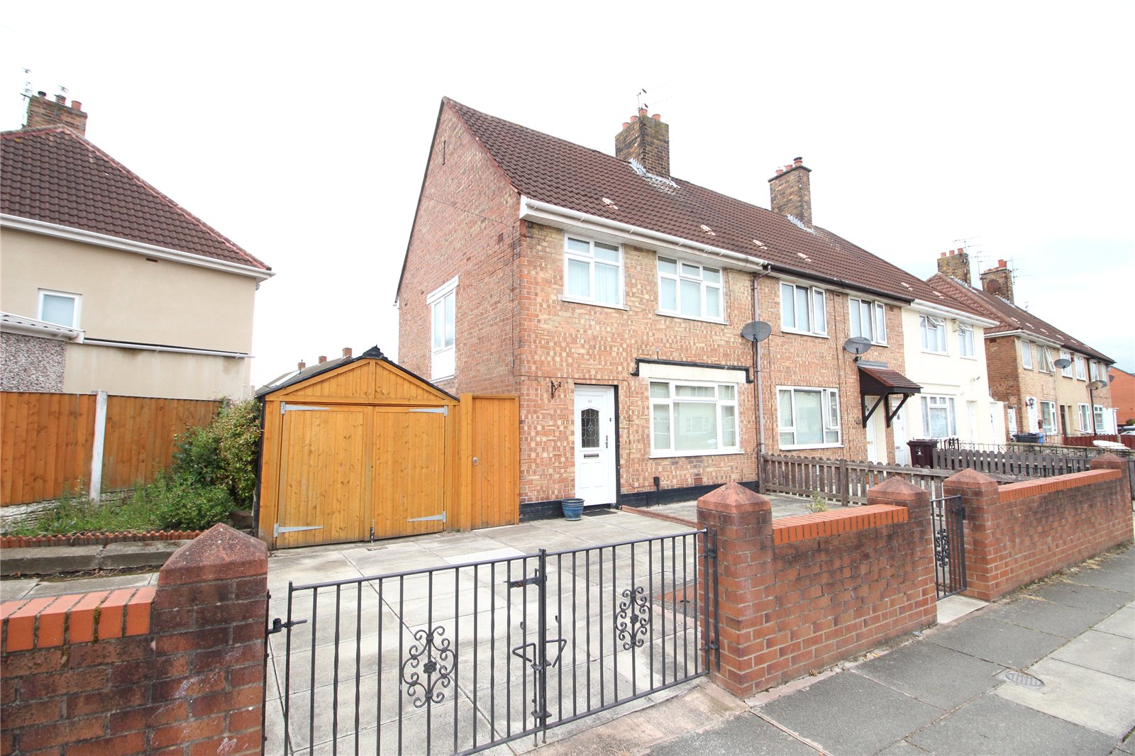 Whitegates Huyton 3 bedroom House SSTC in Fairclough Road, Liverpool, Merseyside