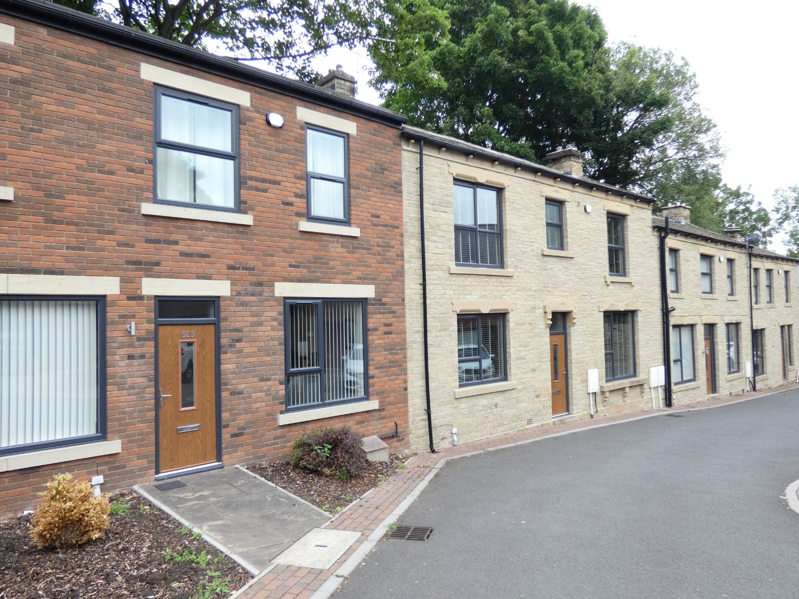 Whitegates Cleckheaton 3 bedroom House For Sale in Leeds Road, Liversedge