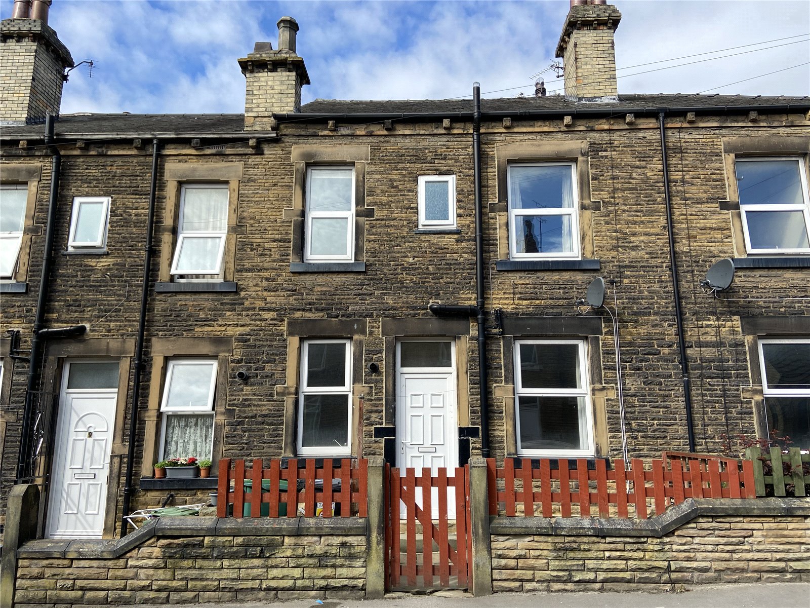Whitegates Dewsbury 2 bedroom House Let Agreed in Airedale Terrace