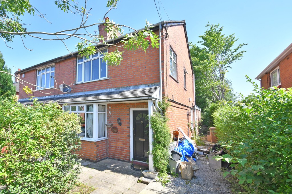 Martin & Co Stoke on Trent 4 bedroom SemiDetached House Let in Blurton