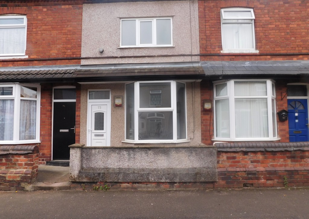 Martin & Co Mansfield 2 bedroom Terraced House Let in Moor Street