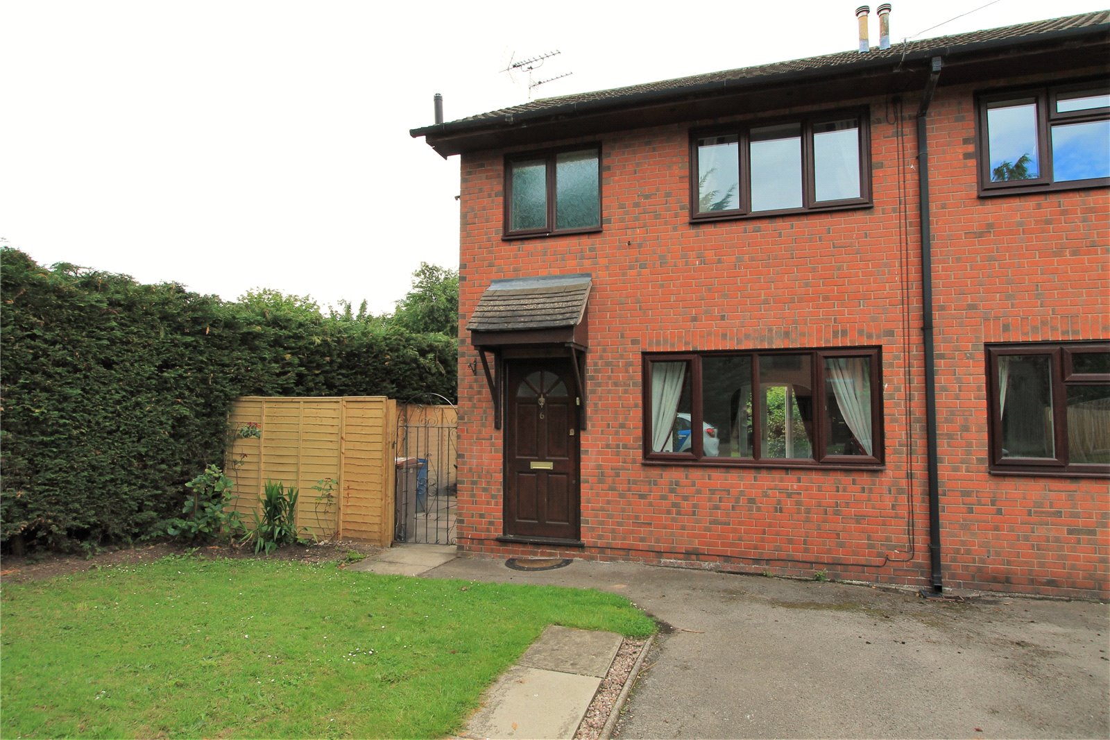 Whitegates Crewe 3 bedroom House For Sale in Wallfields Close, Nantwich