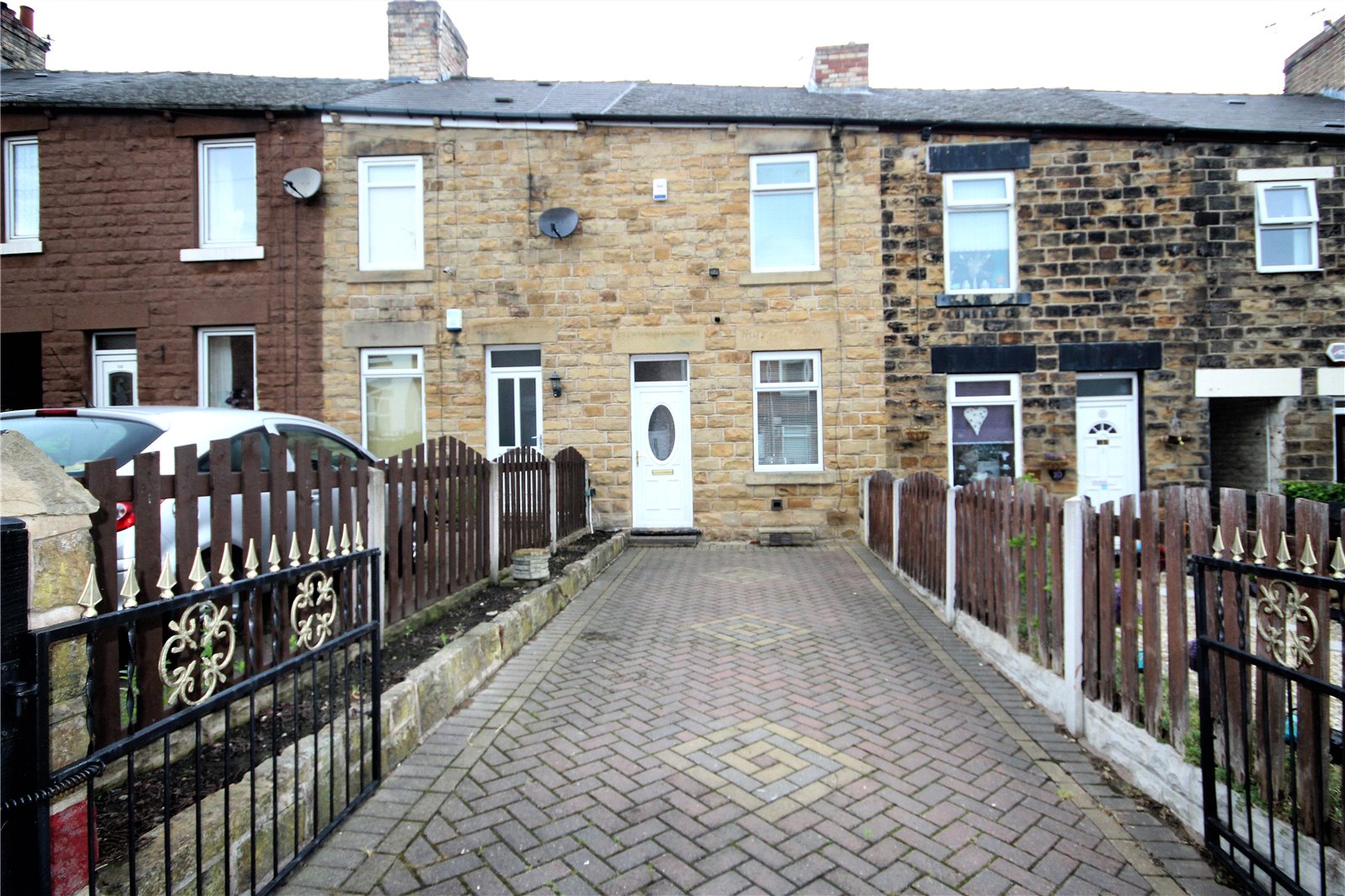 Whitegates Barnsley 2 bedroom House SSTC in Orchard Street, Wombwell