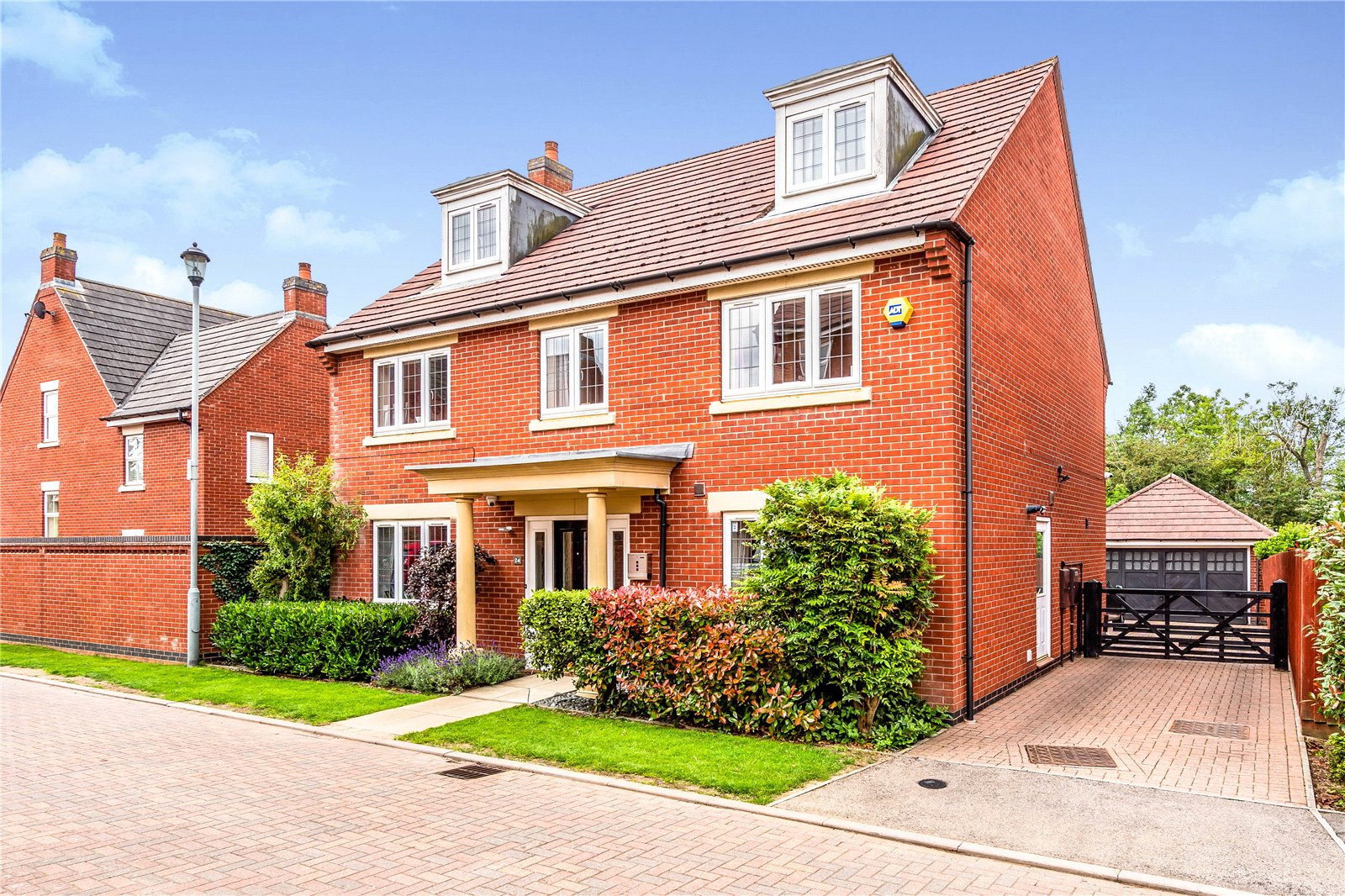 Whitegates Broughton Astley 5 bedroom House For Sale in Coltsfoot Way