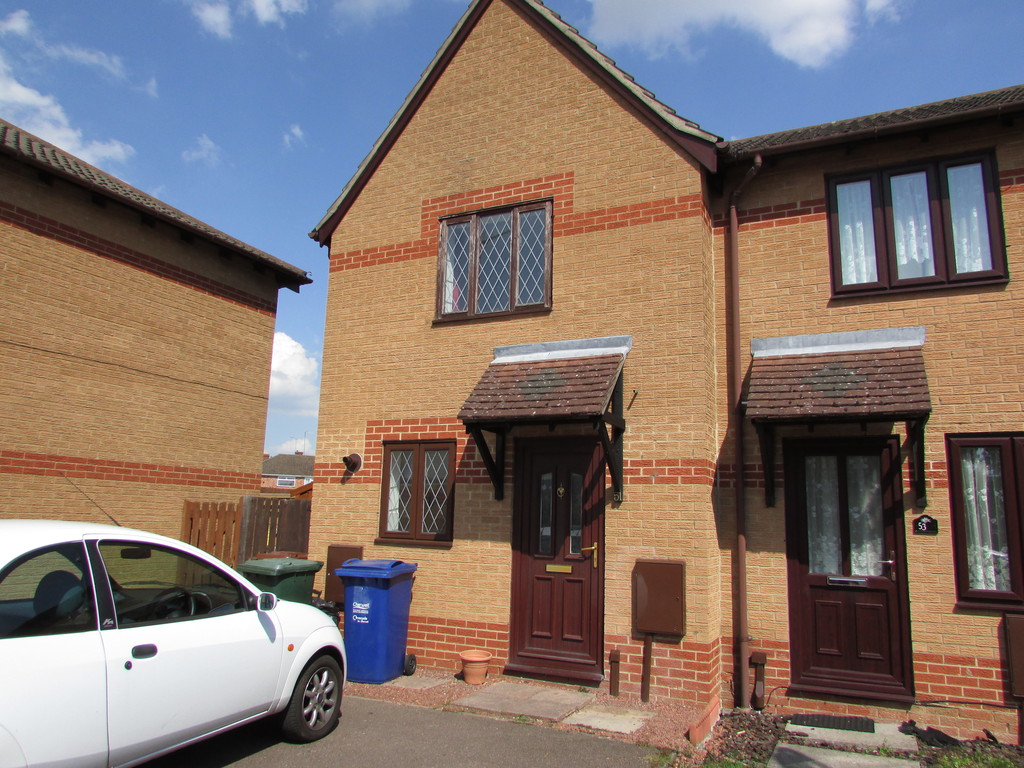 Martin & Co Banbury 2 bedroom Terraced House SSTC in ...