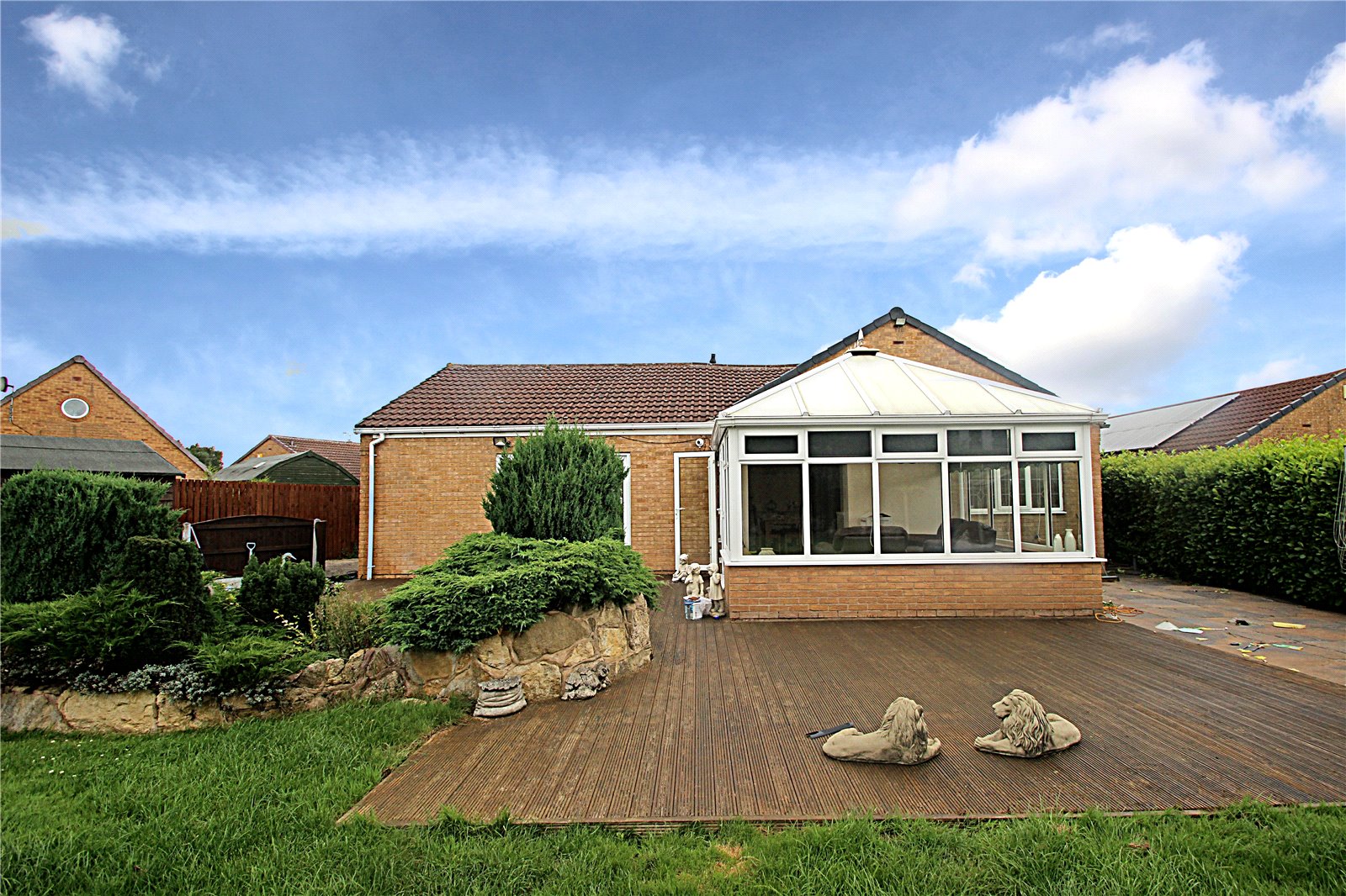 Whitegates Hemsworth 3 bedroom Bungalow For Sale in Bracken Hill, South