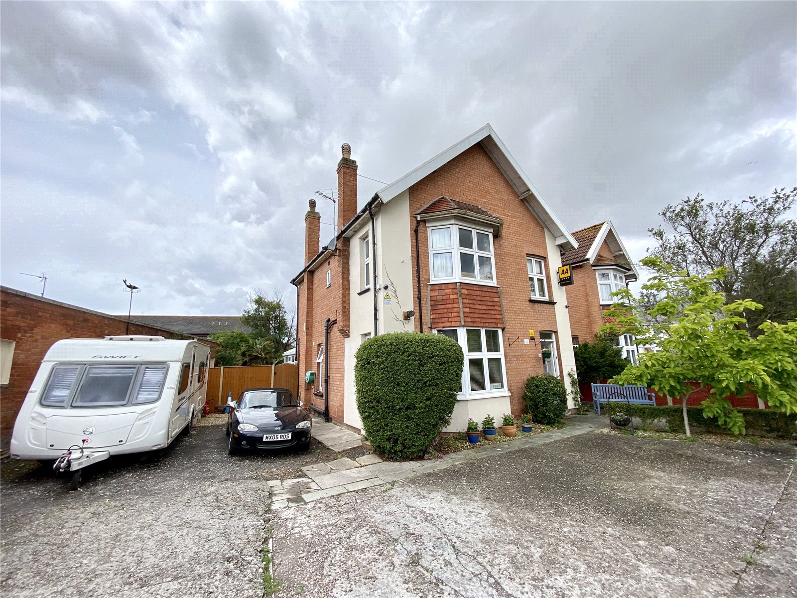 CJ Hole BurnhamonSea 6 bedroom House For Sale in Manor Road, Burnham