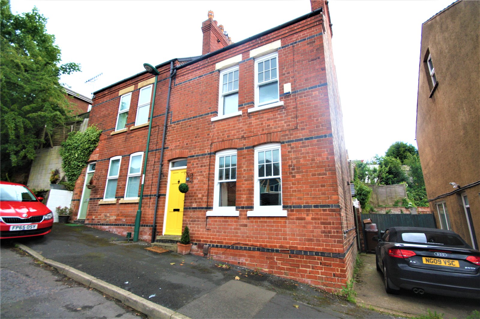 3-bed-semi-detached-house-for-sale-in-the-mount-redhill