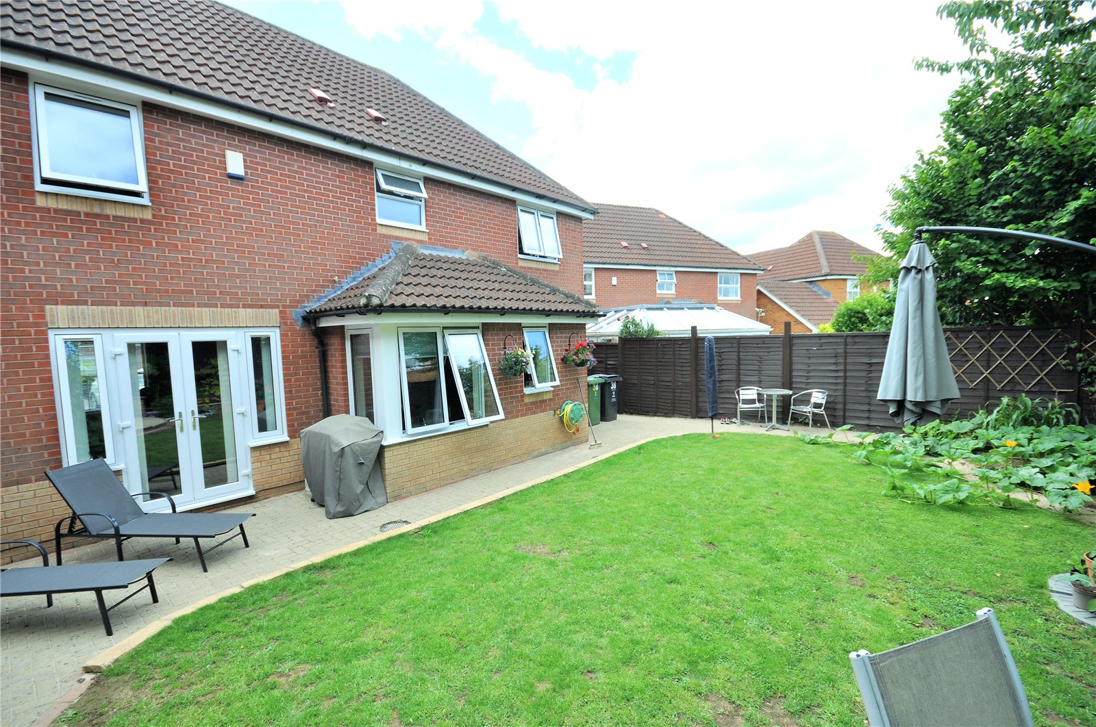 Parkers Swindon 4 bedroom House For Sale in Northbourne Road, Swindon