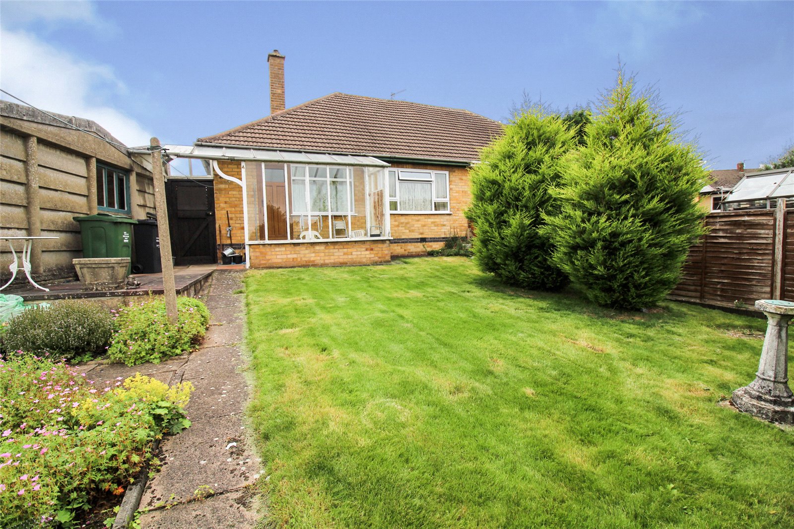 Whitegates Sileby 2 bedroom Bungalow For Sale in Breadcroft Lane