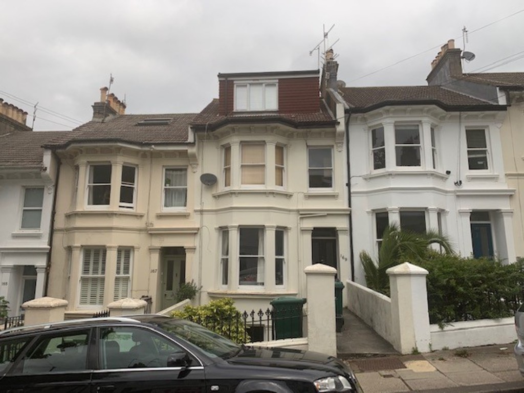 Martin & Co Brighton 2 bedroom Flat Let in Ditchling Rise, Brighton