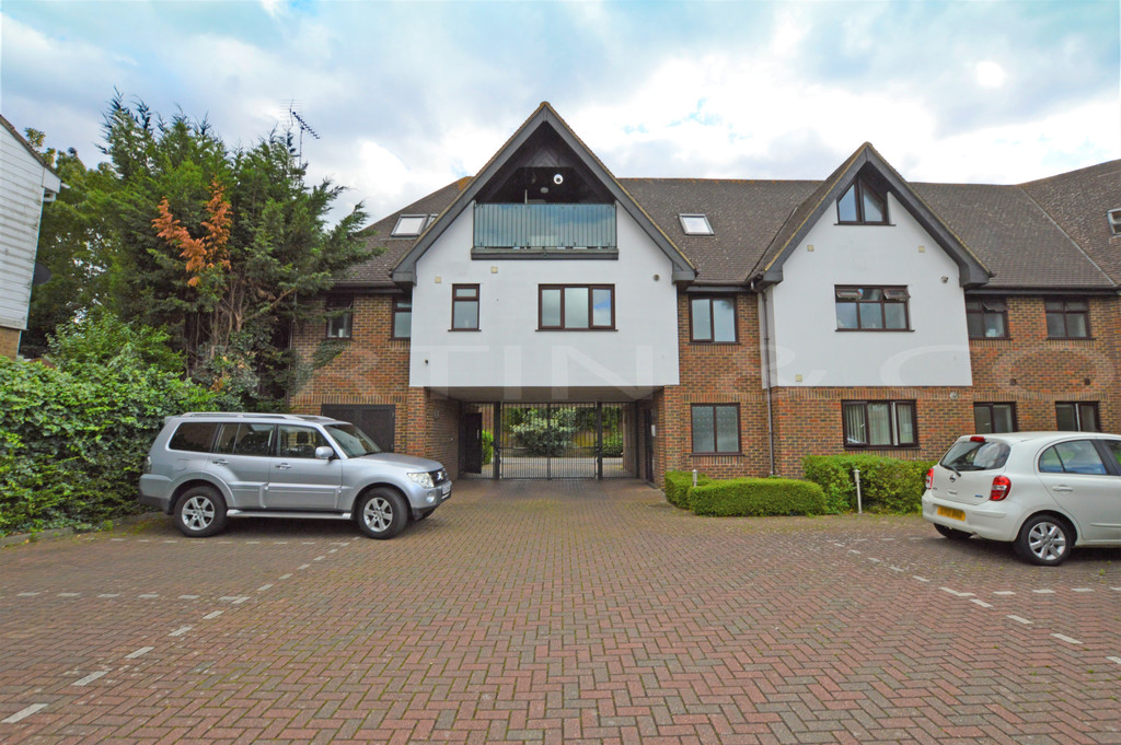 St Margarets Court, Hurst Place Martin & Co