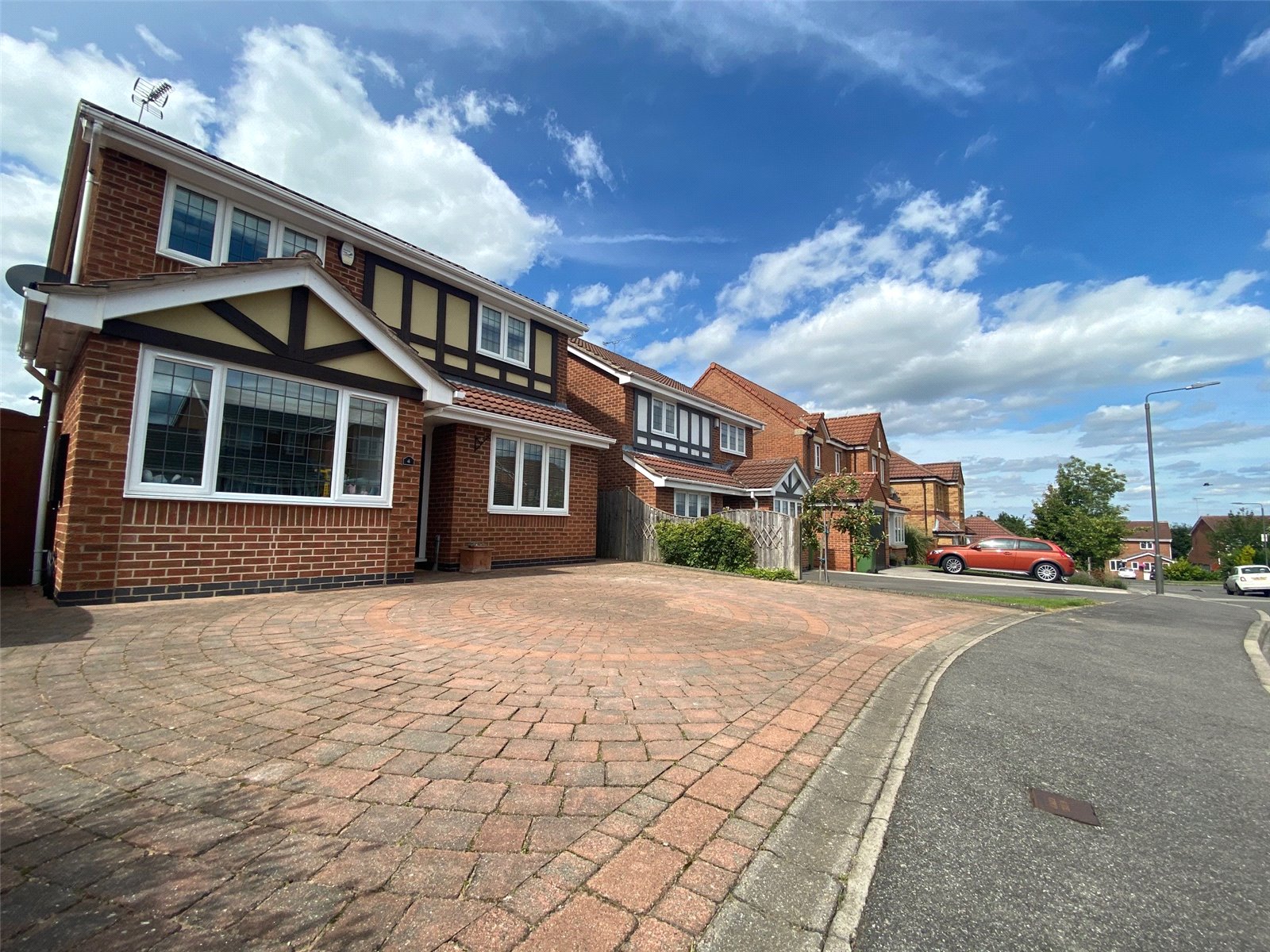 Whitegates Heanor 4 bedroom House SSTC in Princess Close, Heanor