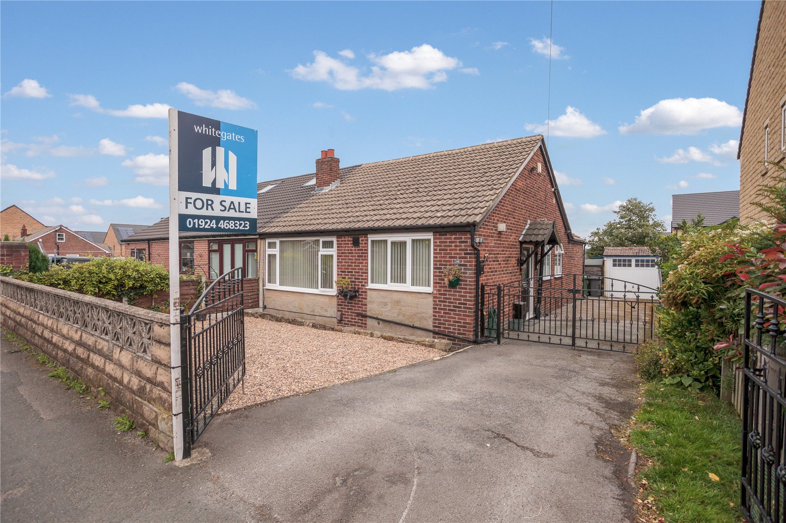 Whitegates Dewsbury 3 bedroom Bungalow For Sale in White Lee Road