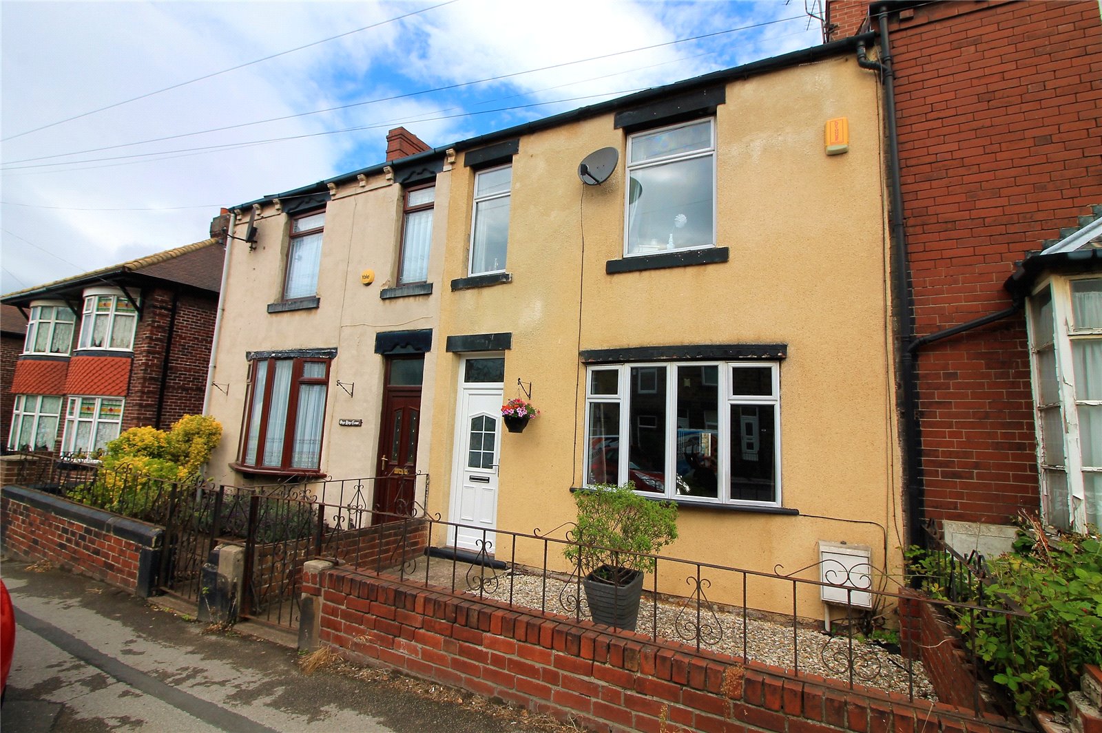 Whitegates Barnsley 3 bedroom House For Sale in Barnsley Road, Cudworth