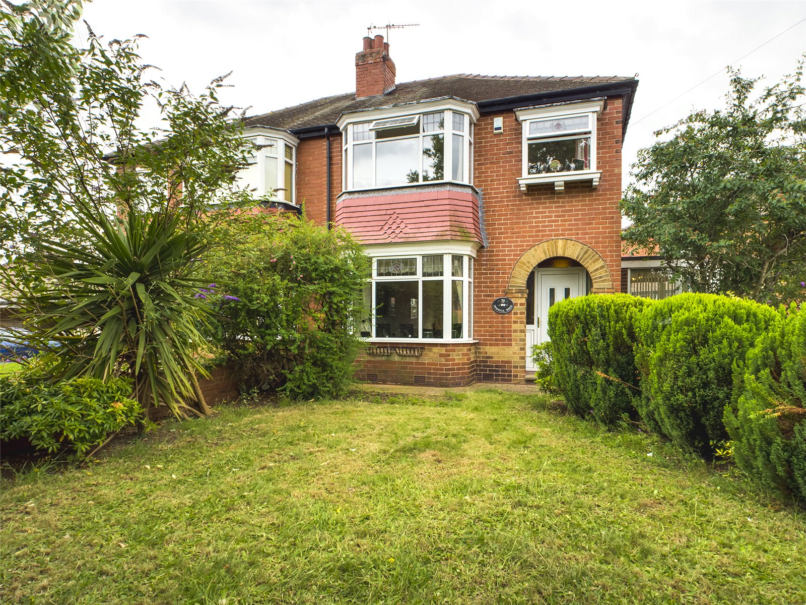 Whitegates Doncaster 3 bedroom House SSTC in Oakhill Road, Wheatley