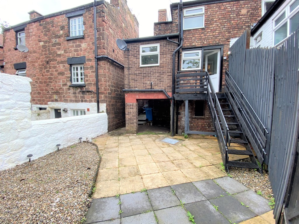 Martin & Co Liverpool South 2 bedroom Cottage Let in Quarry Street, Woolton