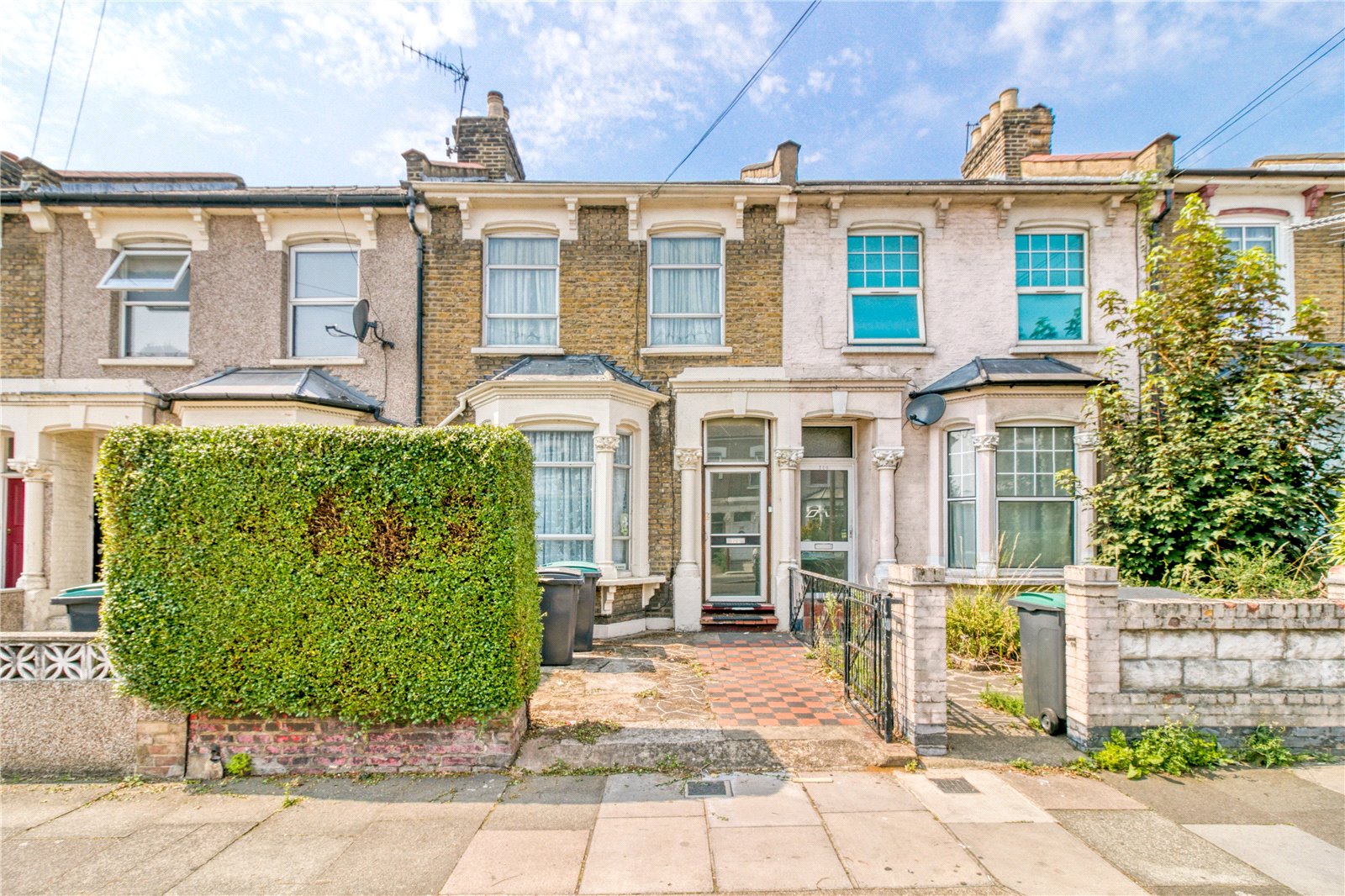 Ellis & Co Tottenham 3 bedroom House For Sale in Beaconsfield Road, London