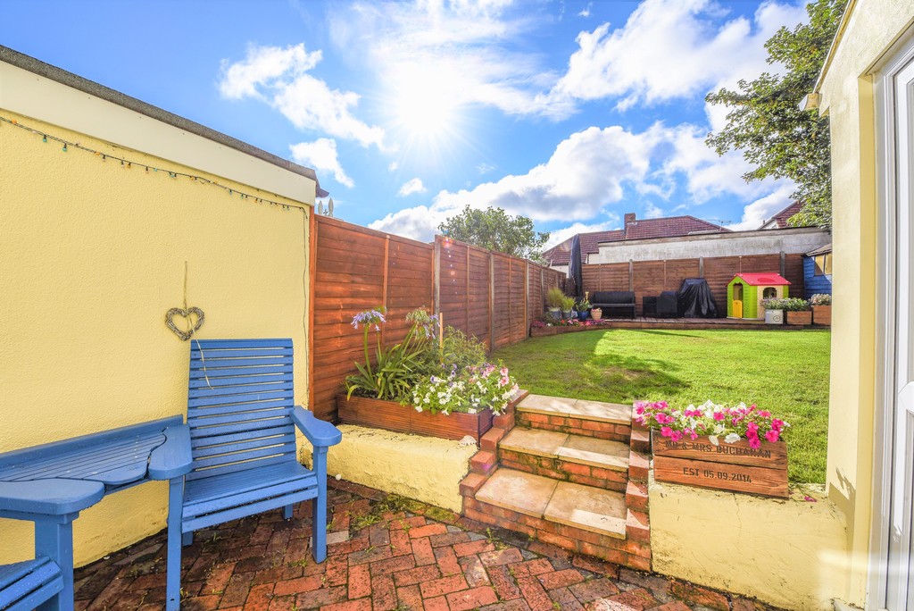 396 3 Bedroom Houses For Sale In Aldershot Qld 4650