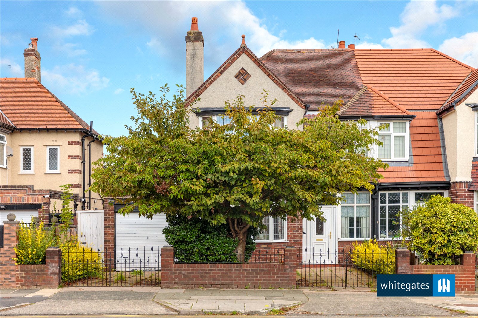 Whitegates Woolton 4 bedroom House SSTC in Woolton Road, Woolton, Liverpool