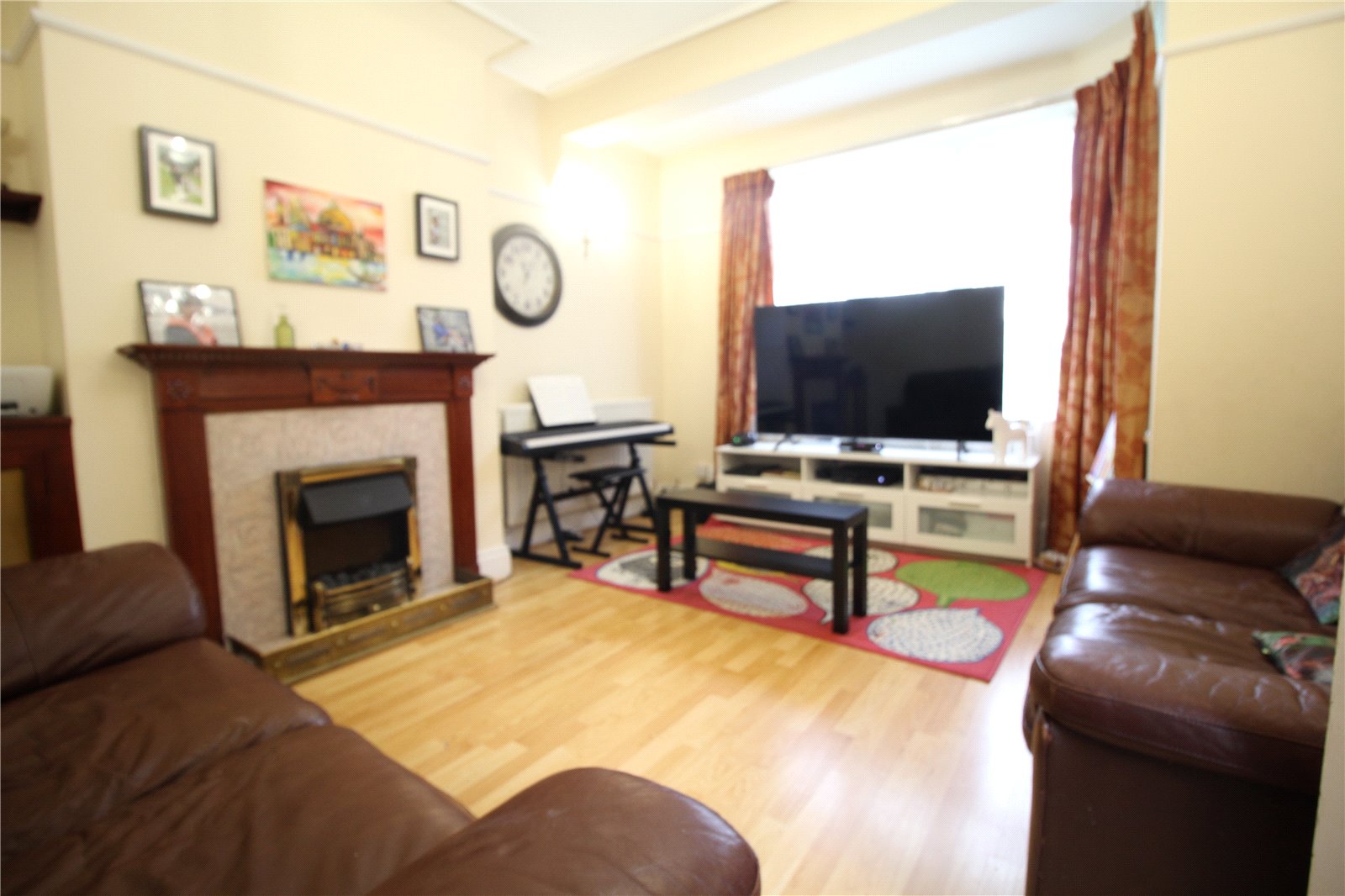 3 Bed Flat For Sale In Platinum House Lyon Road Harrow