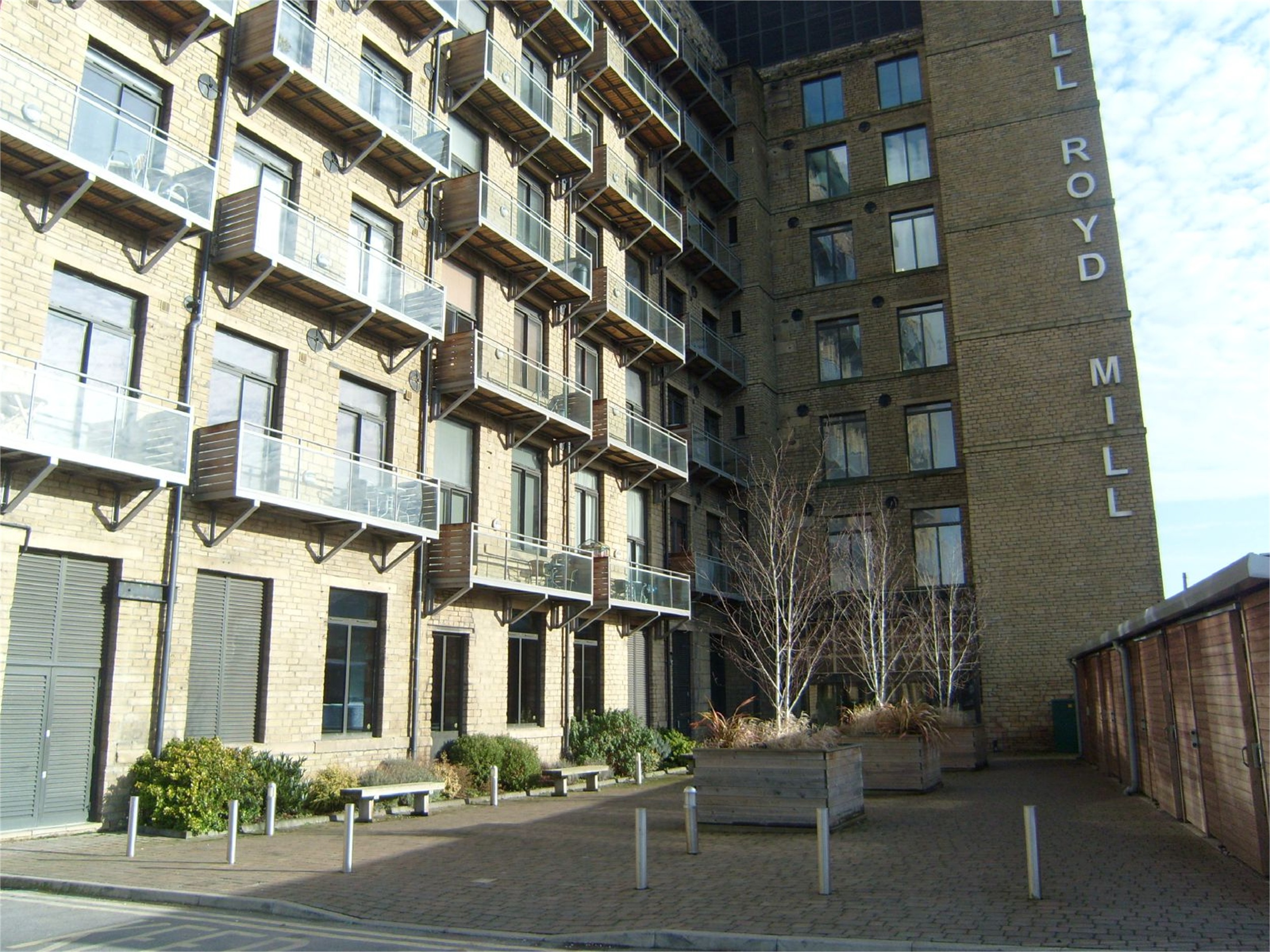Whitegates Huddersfield 1 bedroom Flat Let Agreed in Millroyd Mill