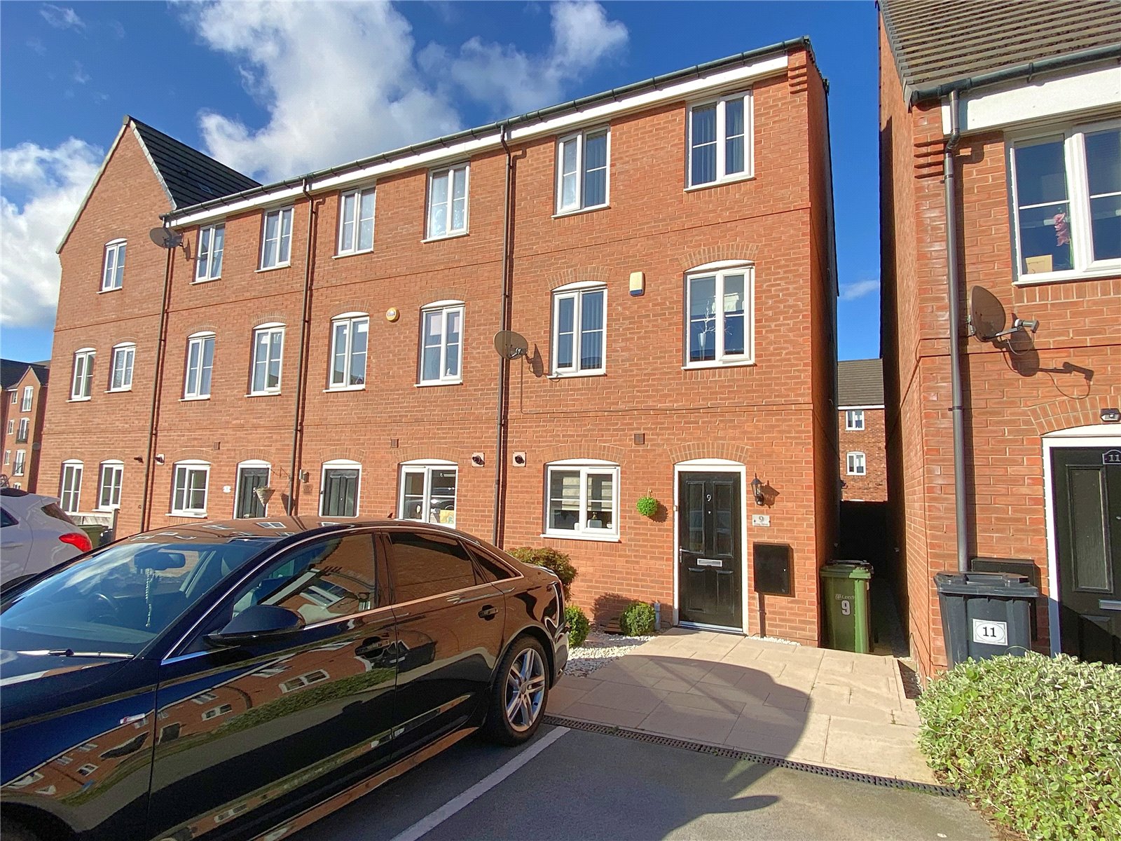 Whitegates Bradford 4 bedroom House For Sale in Leng Drive, Thornbury