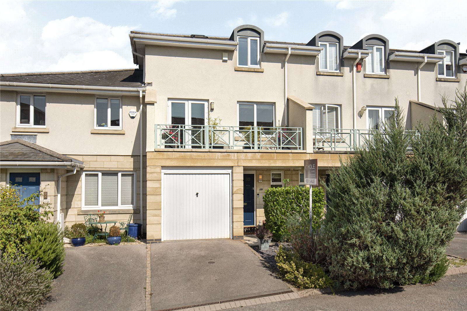 CJ Hole Cheltenham 4 bedroom House SSTC in Sheldons Court,