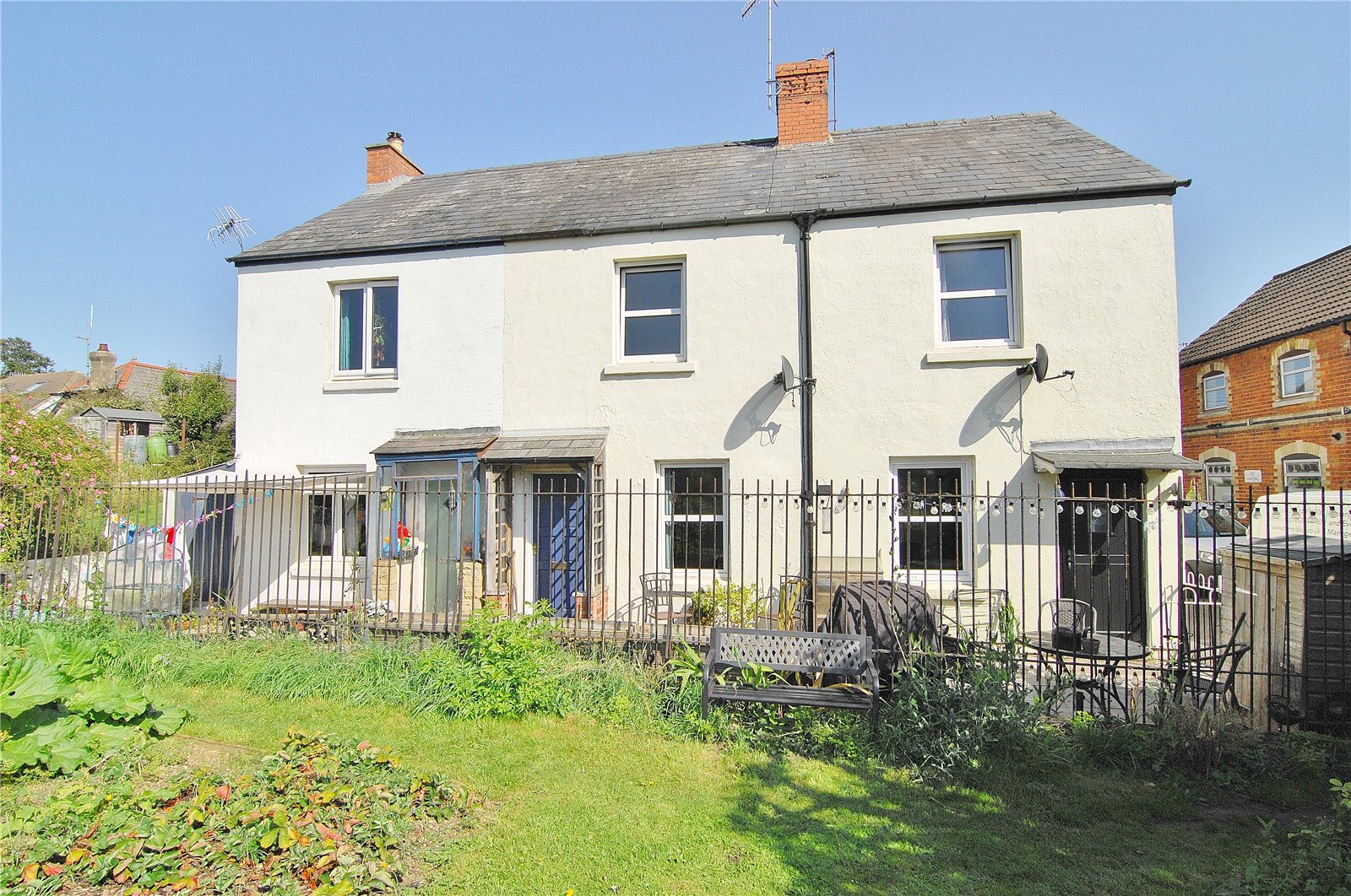 Parkers Stroud 2 bedroom House SSTC in Paganhill Lane, Stroud