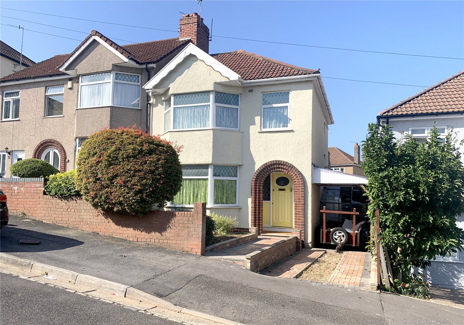 CJ Hole Southville 3 bedroom House For Sale in Aylesbury Crescent
