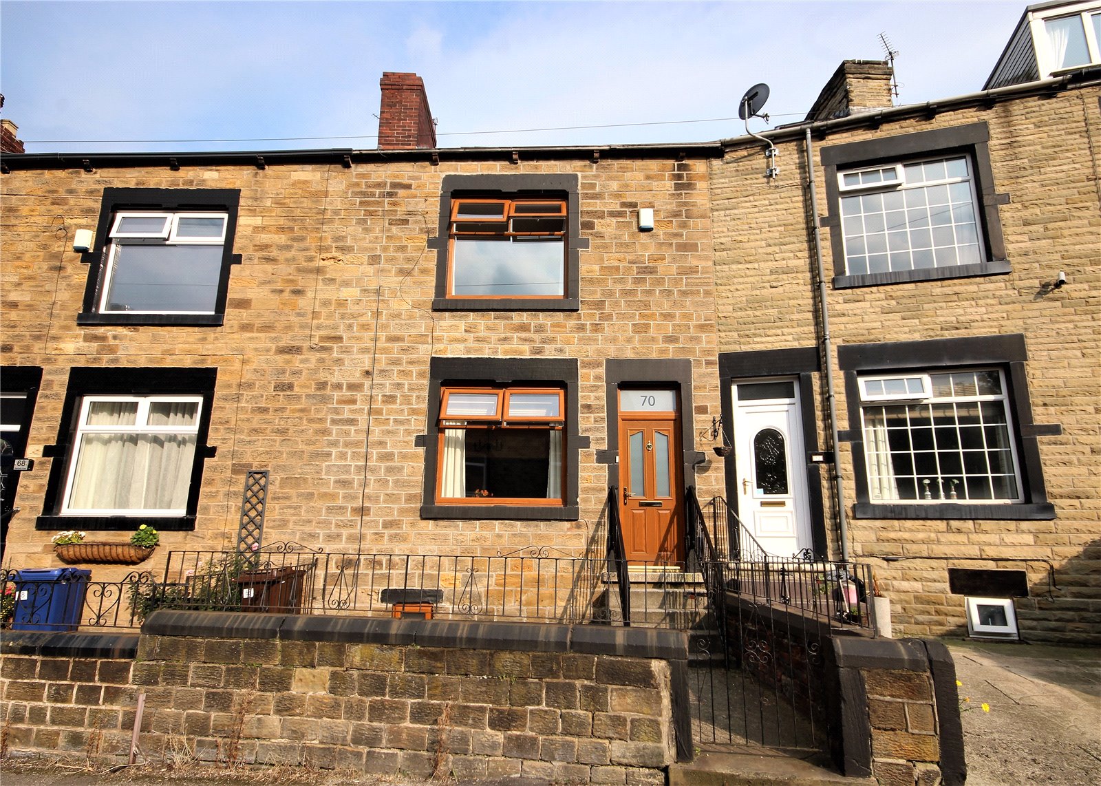 Whitegates Barnsley 3 bedroom House SSTC in Blenheim Road, Barnsley