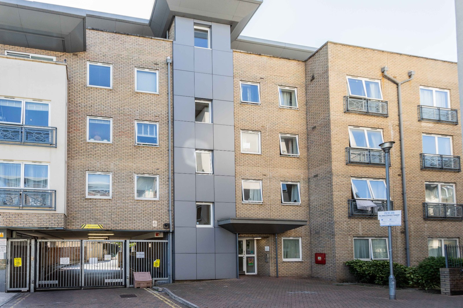 Ellis & Co Bounds Green 2 bedroom Flat For Sale in Ash Court, Cline