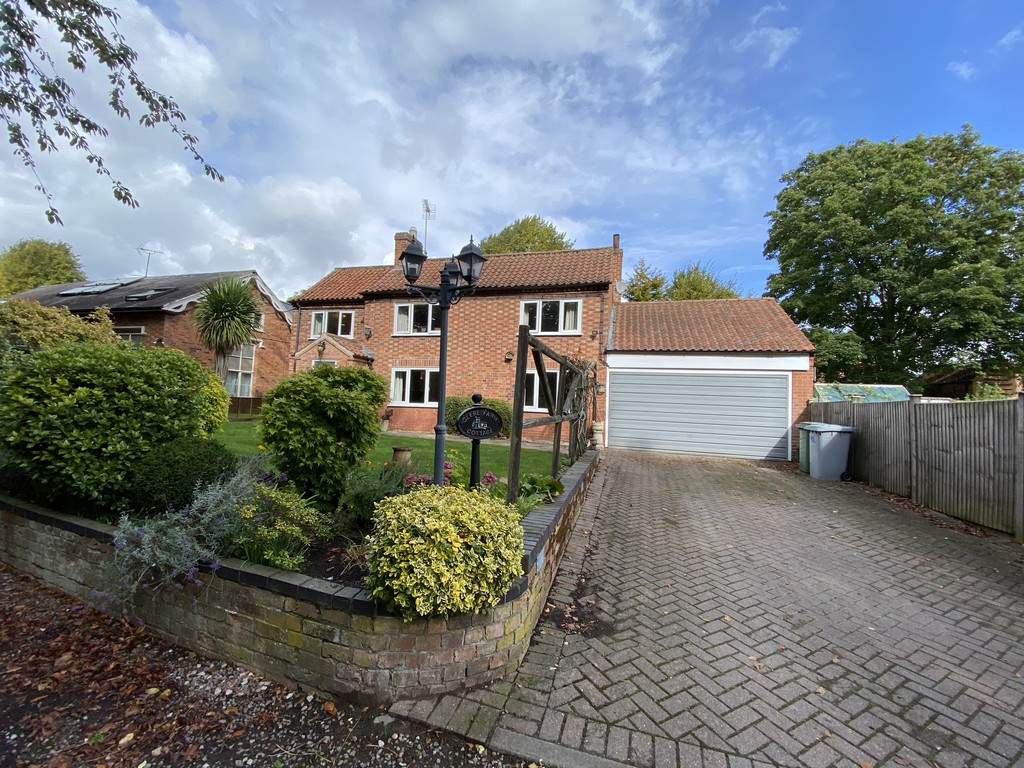 Whitegates Newark 3 bedroom Detached House Let in Beckway, Norwell Road