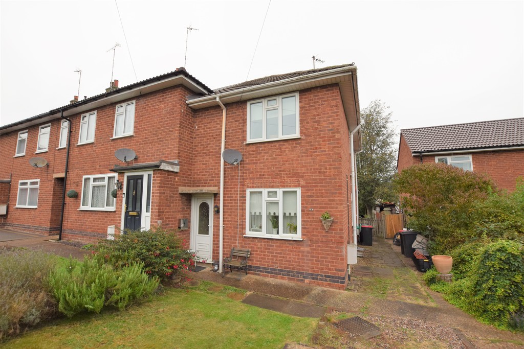 Martin & Co Nuneaton 3 bedroom End of Terrace House Let in Bretts Hall