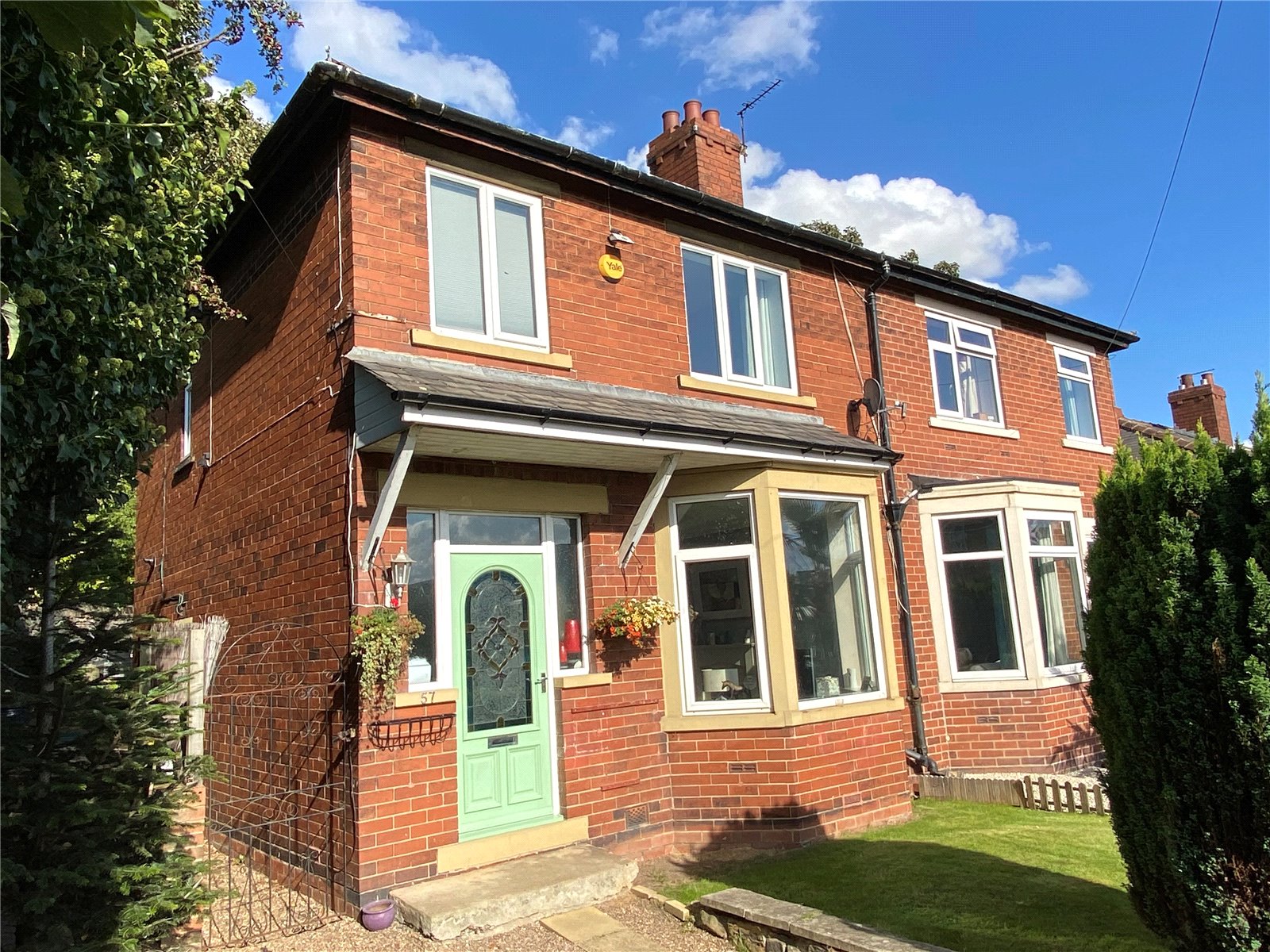 Whitegates Dewsbury 3 bedroom House For Sale in Ossett Lane, Earlsheaton, Dewsbury