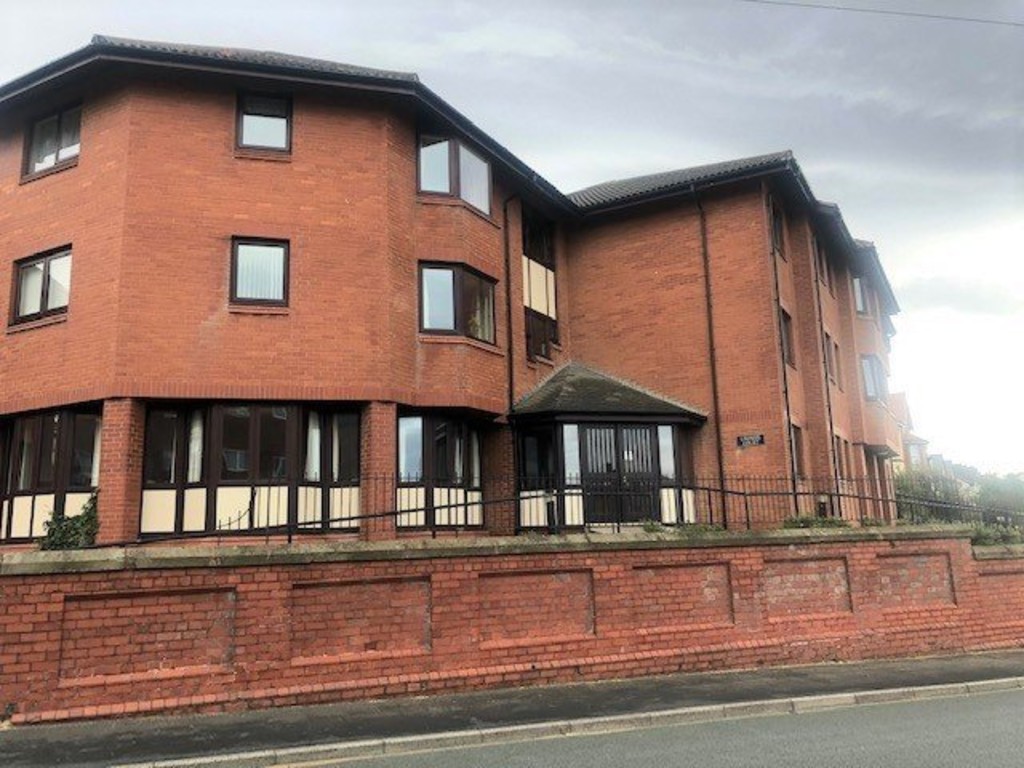 Martin & Co Wirral Bebington 1 bedroom Ground Floor Flat For Sale in