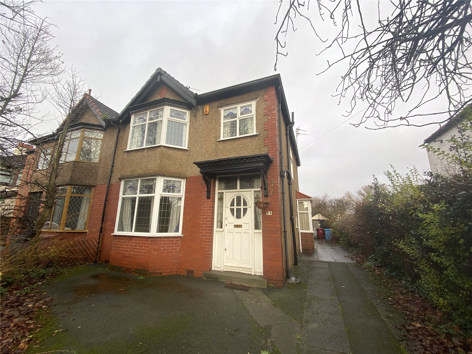 Whitegates Huyton 3 bedroom House SSTC in Roby Road, Huyton, Liverpool