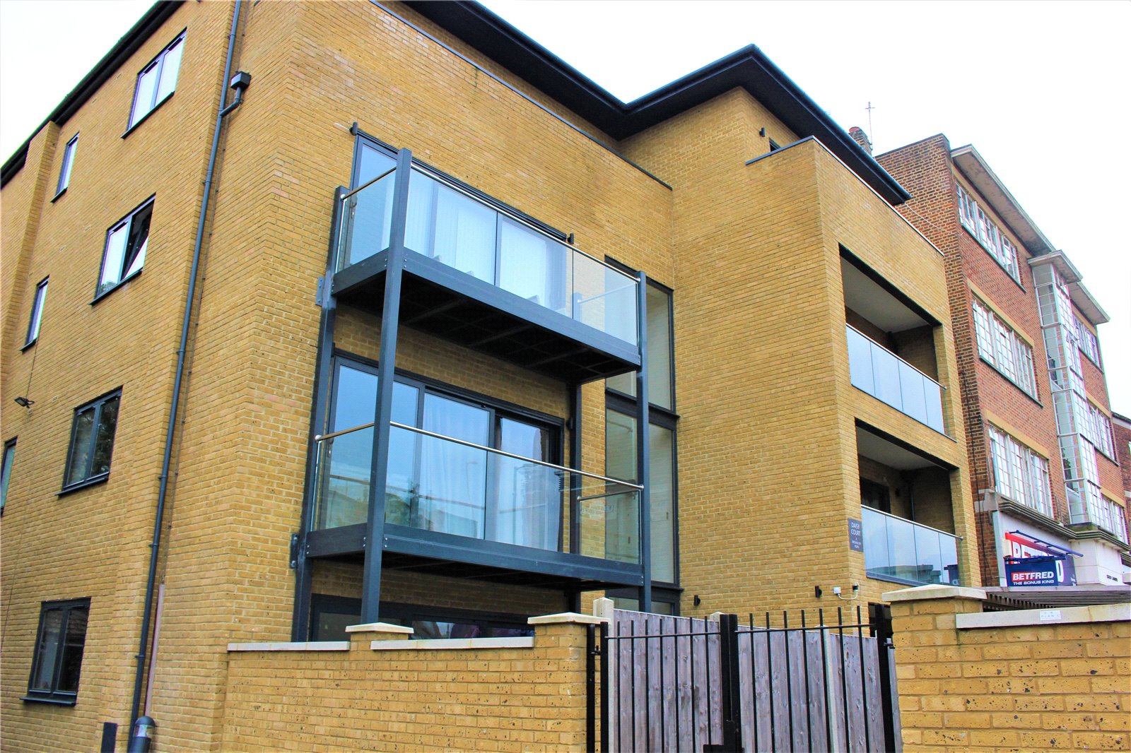 Ellis & Co Bounds Green 2 bedroom Flat For Sale in Brownlow Road
