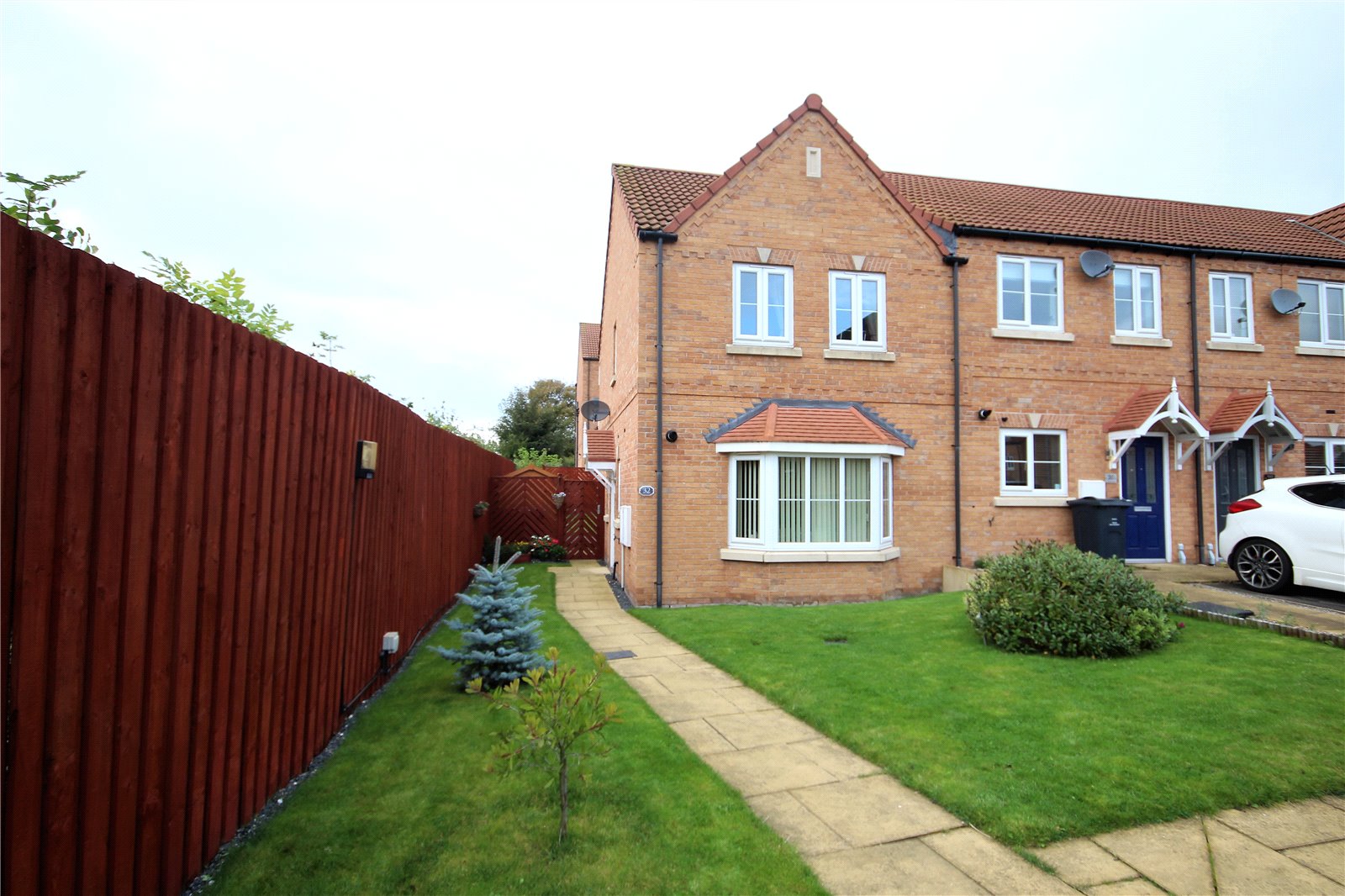Whitegates Barnsley 3 bedroom House SSTC in Foundry Gate, Wombwell