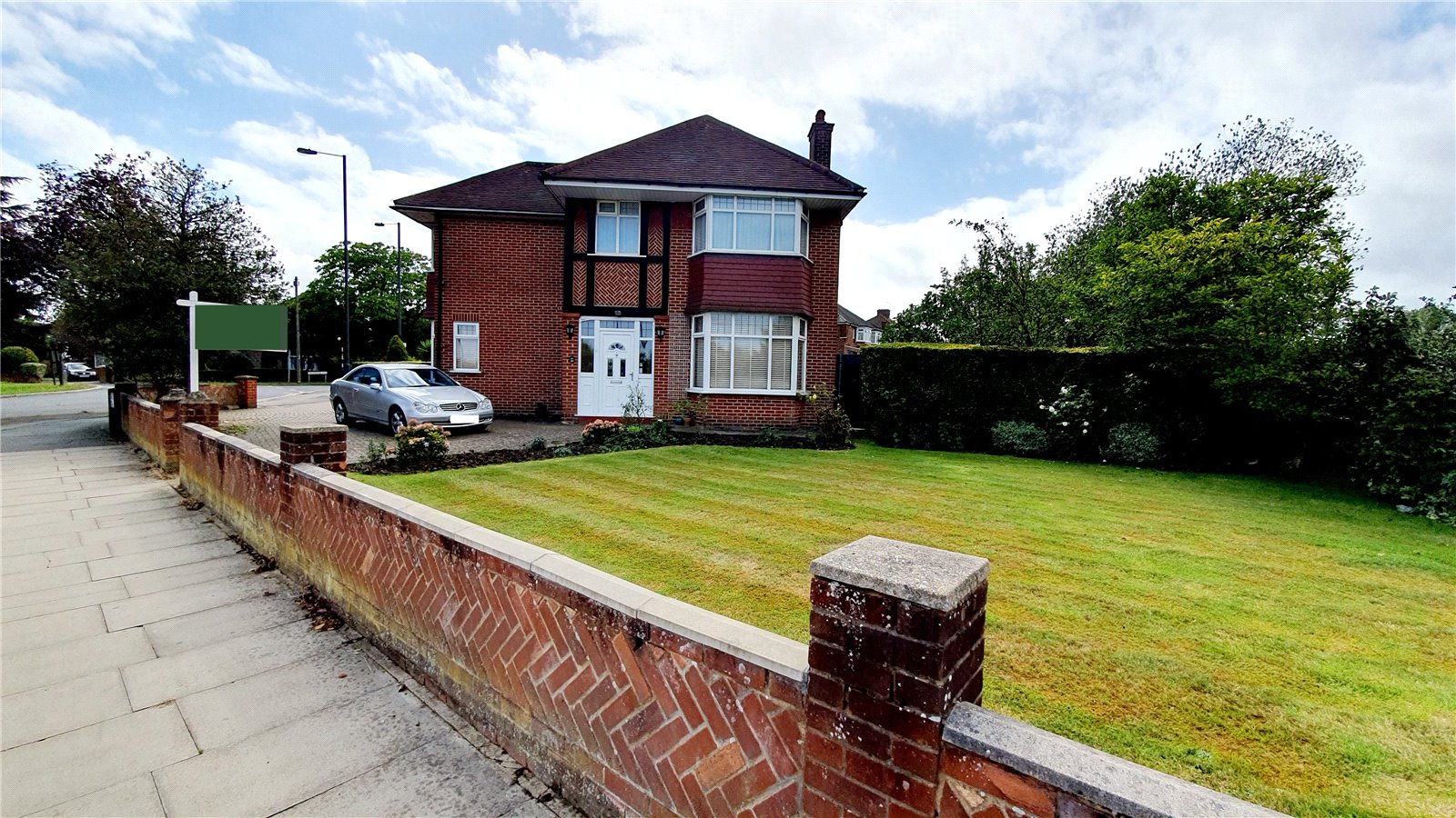 Ellis & Co Stanmore 3 bedroom House For Sale in Wemborough Road, Stanmore