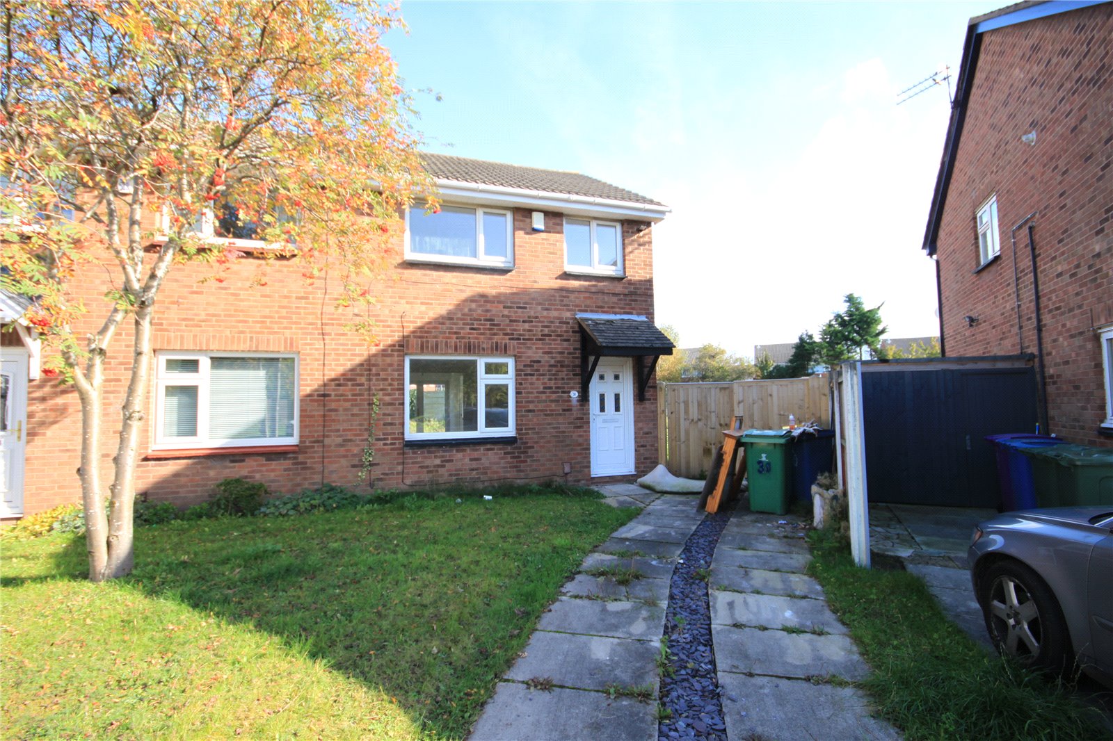 Whitegates Walton Vale 3 bedroom House SSTC in Buttercup Way, Walton