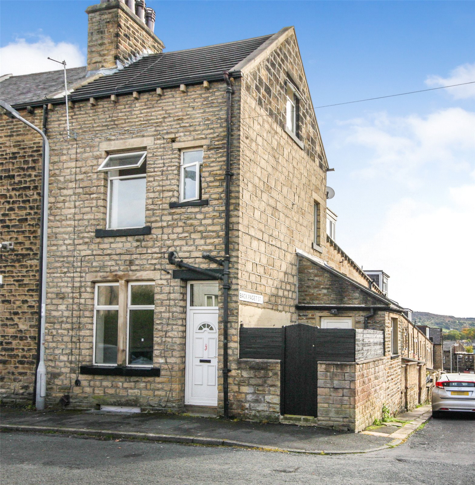 Martin & Co Keighley 2 bedroom House To Let in Devonshire Street, Keighley