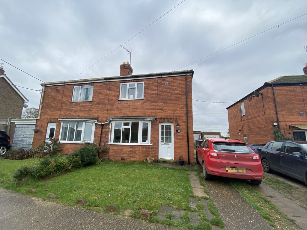 Whitegates Newark 3 bedroom SemiDetached House For Sale in College