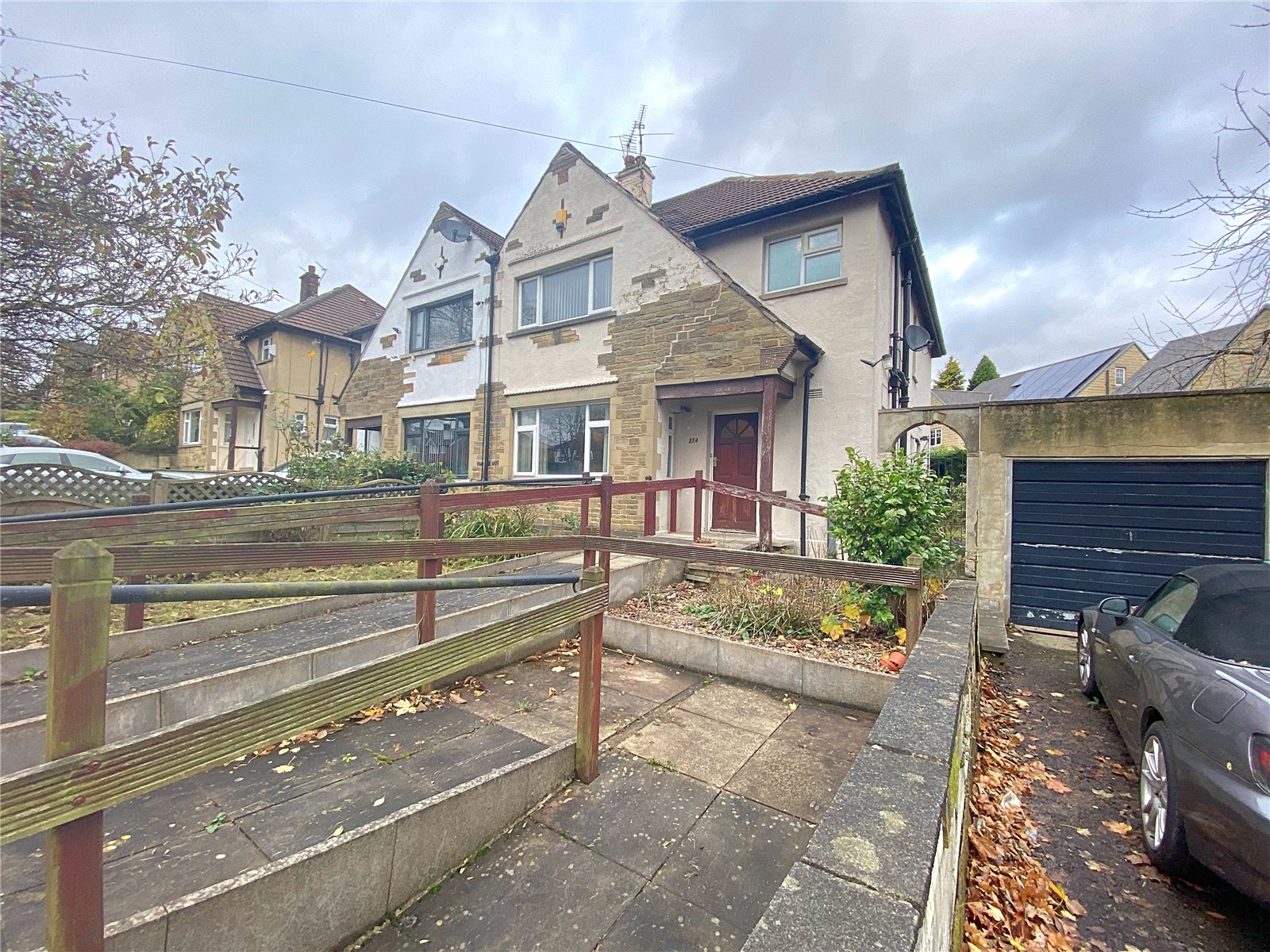 Whitegates Bradford 3 bedroom House SSTC in Allerton Road, Bradford