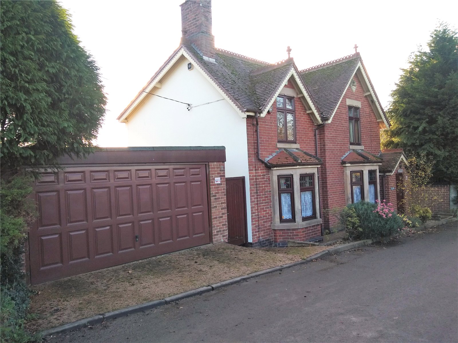 Whitegates Heanor 4 bedroom House For Sale in Shipley Common Lane, Ilkeston