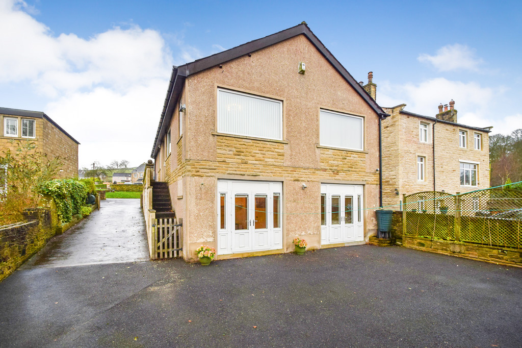 Martin & Co Keighley 4 bedroom Detached Bungalow For Sale in Skipton