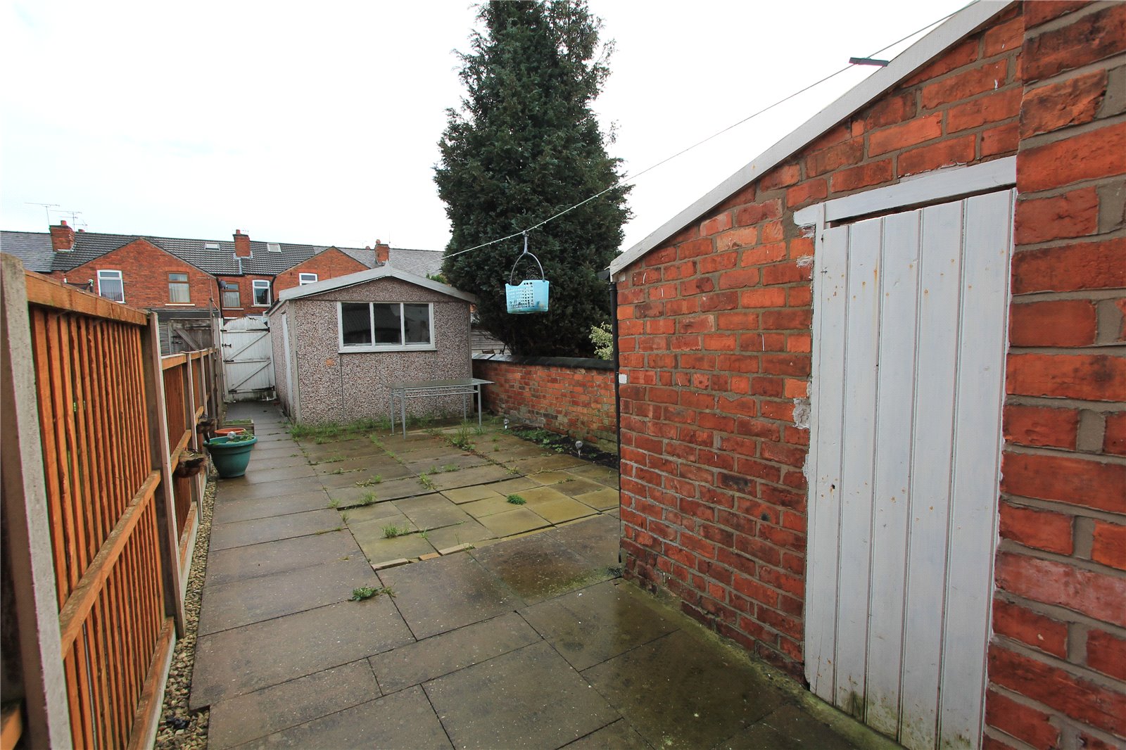 Whitegates Crewe 3 bedroom House SSTC in Westminster Street, Crewe